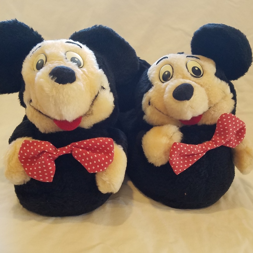 NWT Vintage Disney Mickey Mouse Faux Fur Slippers
